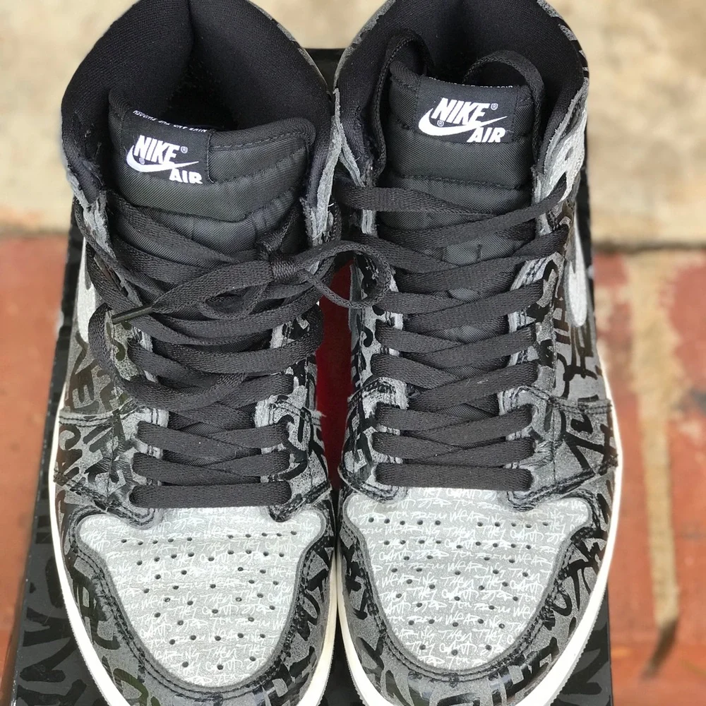 Air Jordan 1 High OG Rebellionaire Size 8.5
